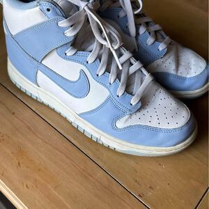 Nike Dunk High Top 8.5